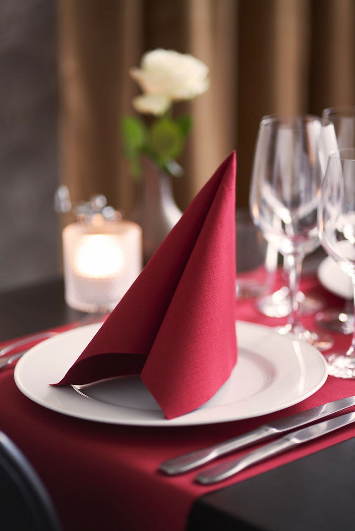 1 Evolin® Tete-á-Tete bordeaux 041 m x 24m 172533