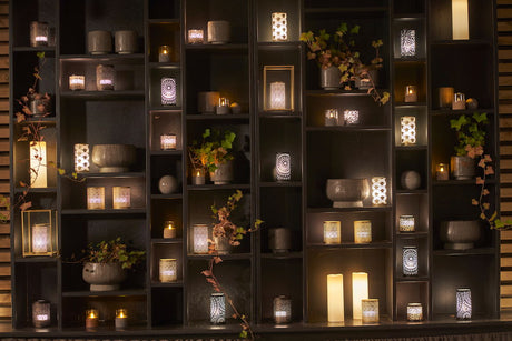 Duni 12er LED-Set 206435 Multicolor & Warmweiss 12 Stunden Brenndauer inkl. Fernbedienung und 12er Ladestation (Produktionsdatum 2025) 